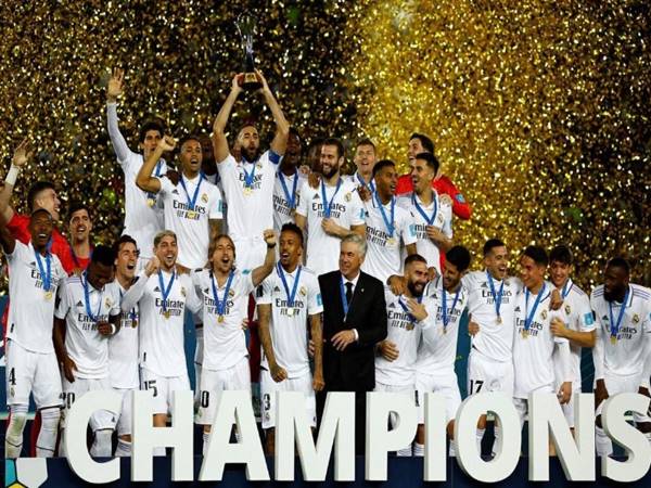 Tiền vệ Real Madrid – Sự Lịch Lãm, Tài Năng và Chắc Chắn