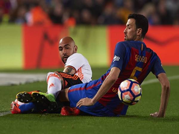 Dự đoán kèo Châu Á Valencia vs Barcelona (3h00 ngày 17/12)