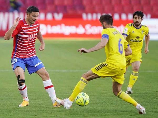 Nhận định bóng đá Granada vs Cadiz 23h00 ngày 3/1